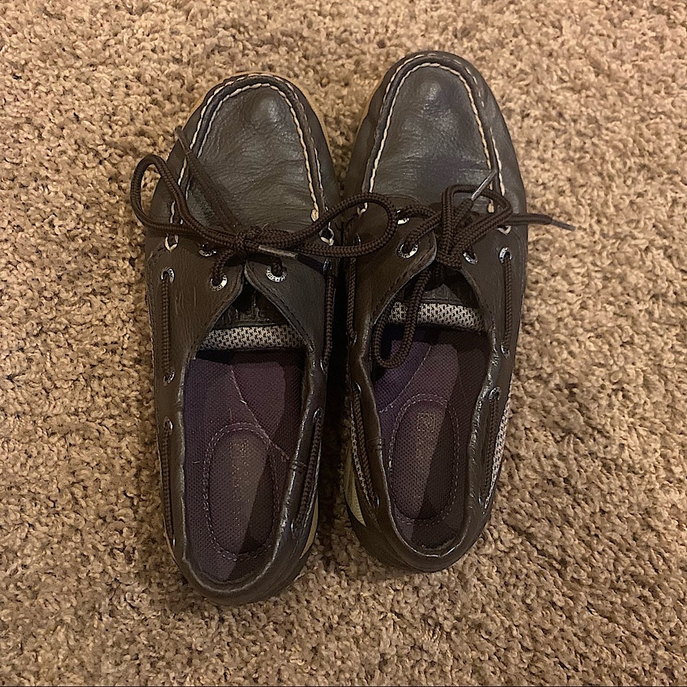 Sperry boat shoes